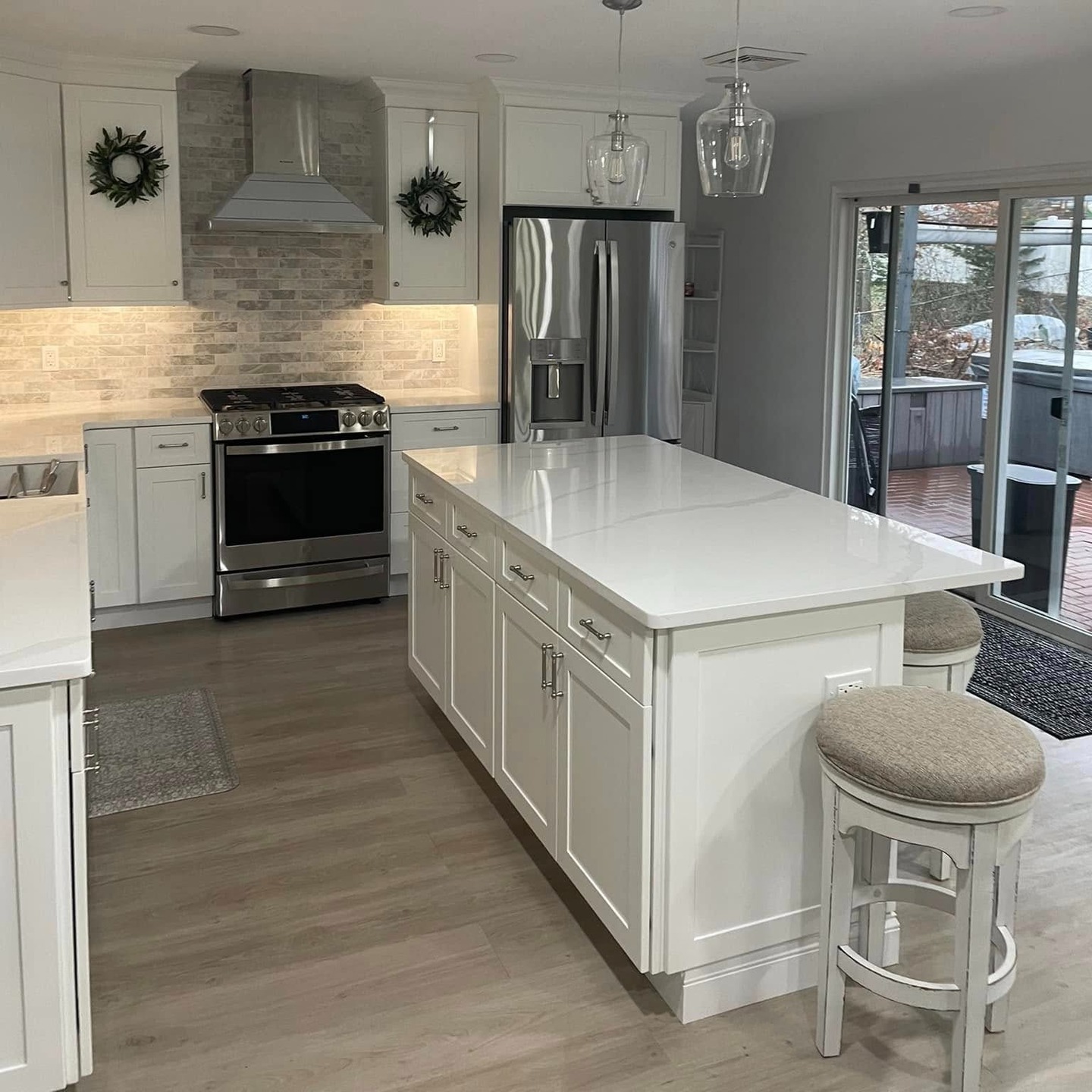 Completed kitchen and bath project photo 5